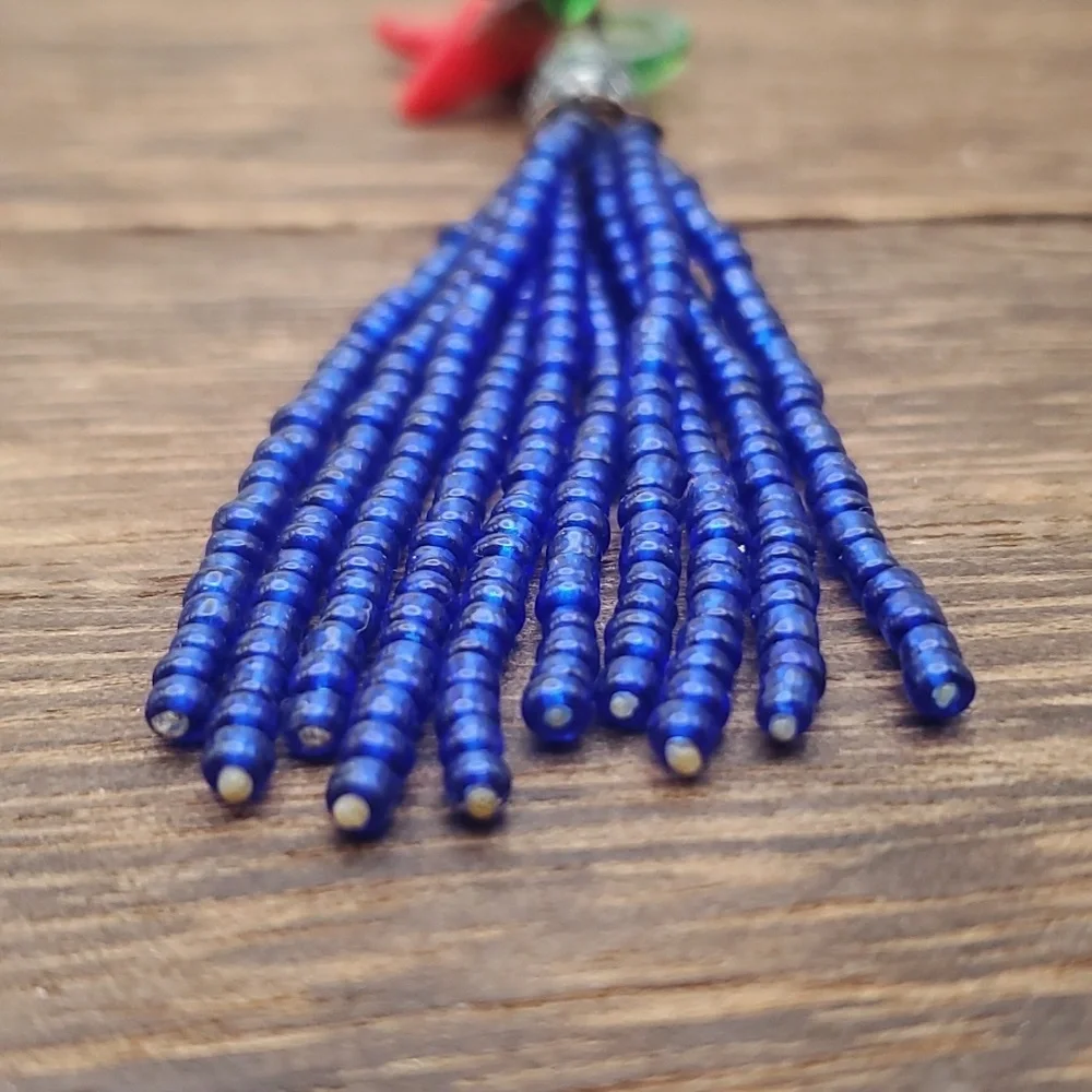 Native blue seed beaded exotic‎ necklace tassel pendant - Picture 2 of 3